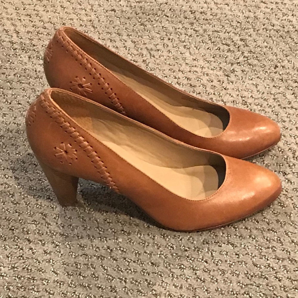 JACK ROGERS Tan leather Heels 7.5